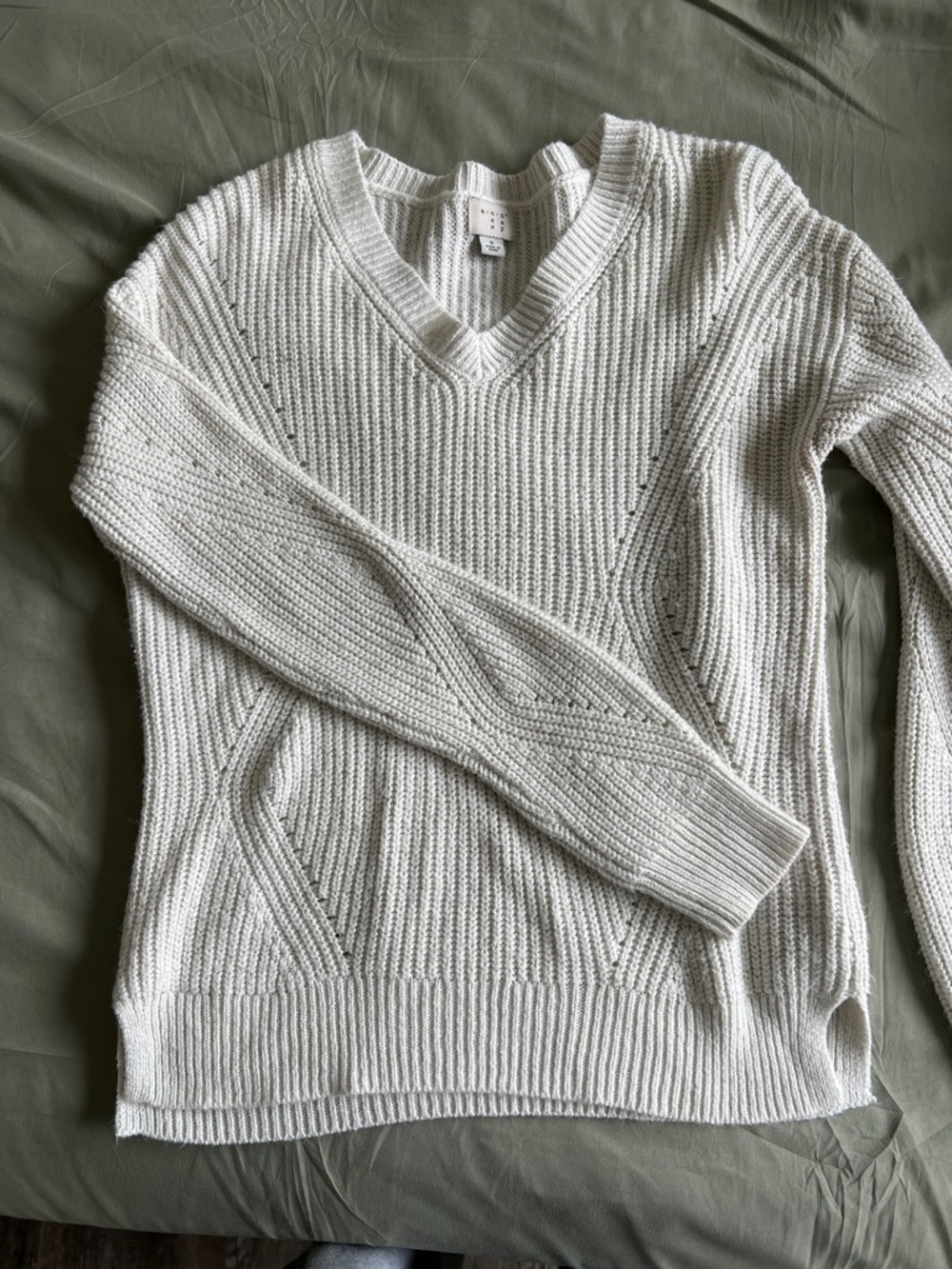 Cream V-Neck Knit Sweater